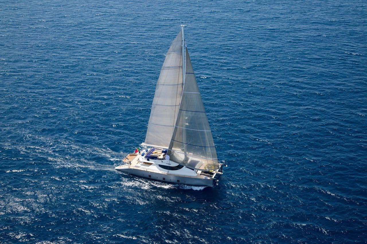 un catamaran est il un voilier