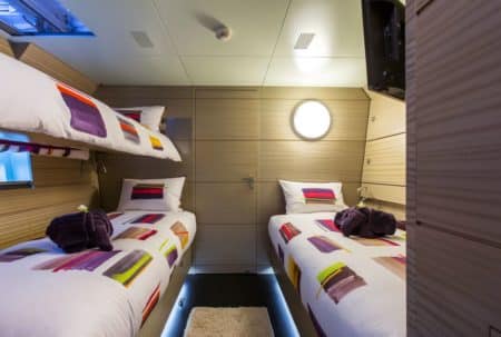 Naviguer avec des enfants : conseils pour des vacances en famille 2026