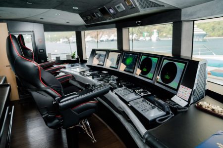 Naviguer en toute saison : les yachts adaptés au grand froid 2025