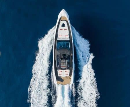Guide pour choisir le bon modèle de yacht : Motor Yacht ou Sailing Yacht 2025