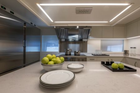 La cuisine raffinée pour sublimer vos moments à bord de votre yacht 2025