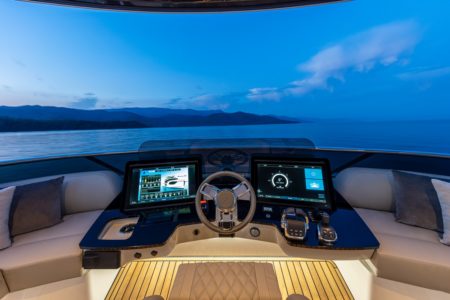 The second-hand market in luxury yachting 2024