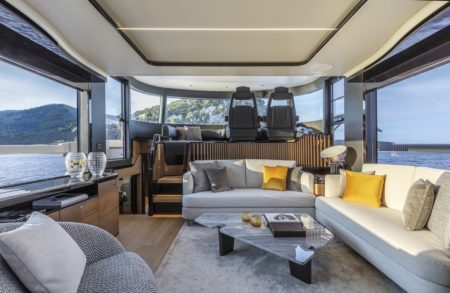 Engager un yacht broker pour l'expertiser un yacht avant l'achat 2024