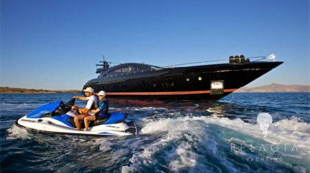 Choosing a yacht broker? What you need to know 2024