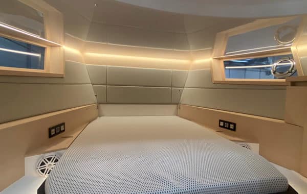 Location Yacht à la journée TESORO 40