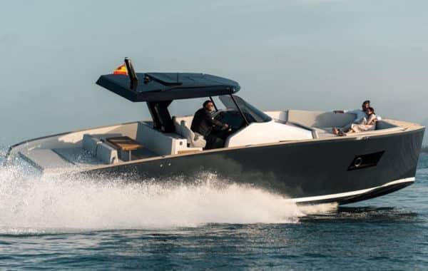 Location Yacht à la journée TESORO 40