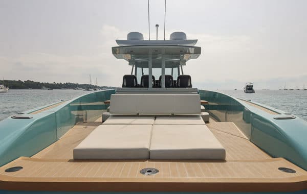 Location Yacht à la journée WAJER 55 S