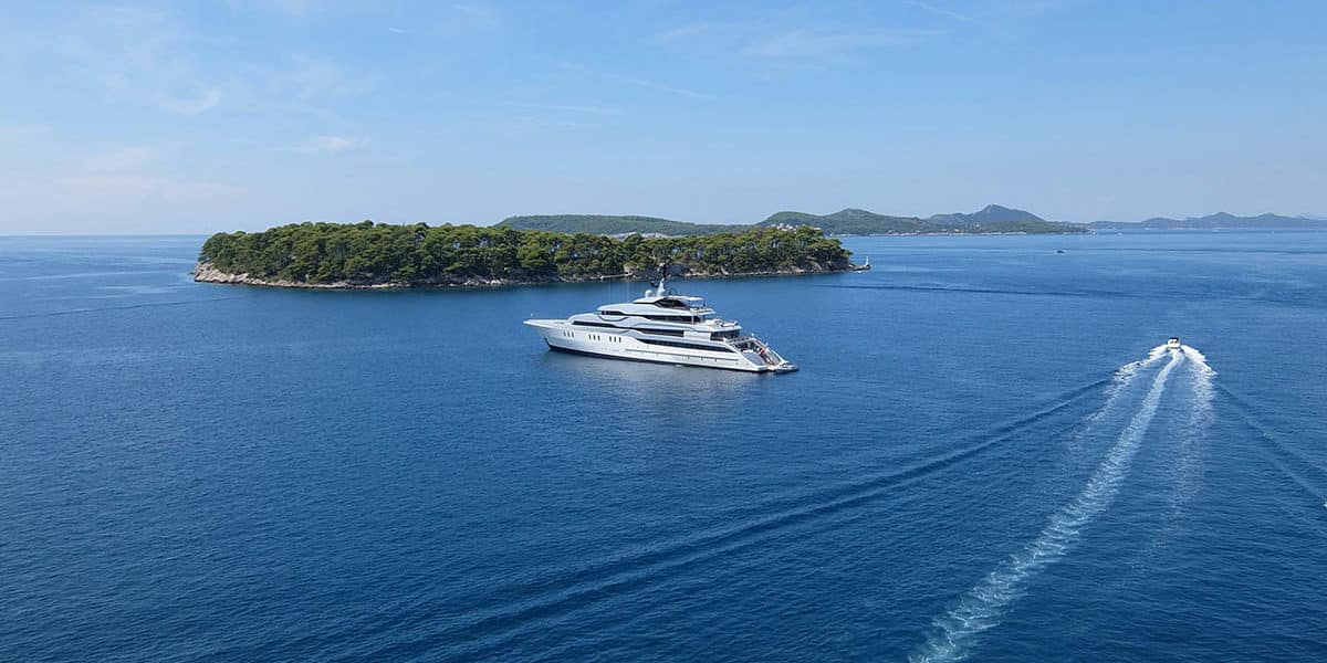 yachting - luxe - yachts - navire