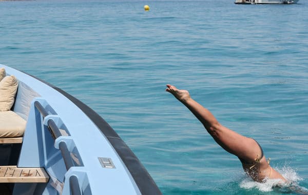 Location yacht journée Cannes Wally 45