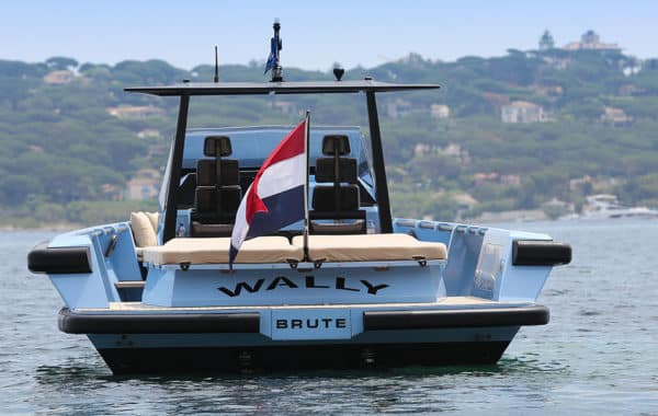 Location yacht journée Cannes Wally 45