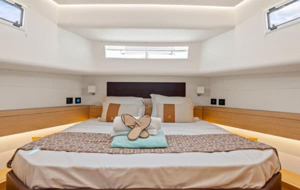 Day Yacht Charter PARDO 50