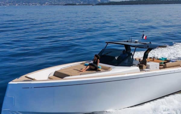 Day Yacht Charter PARDO 50