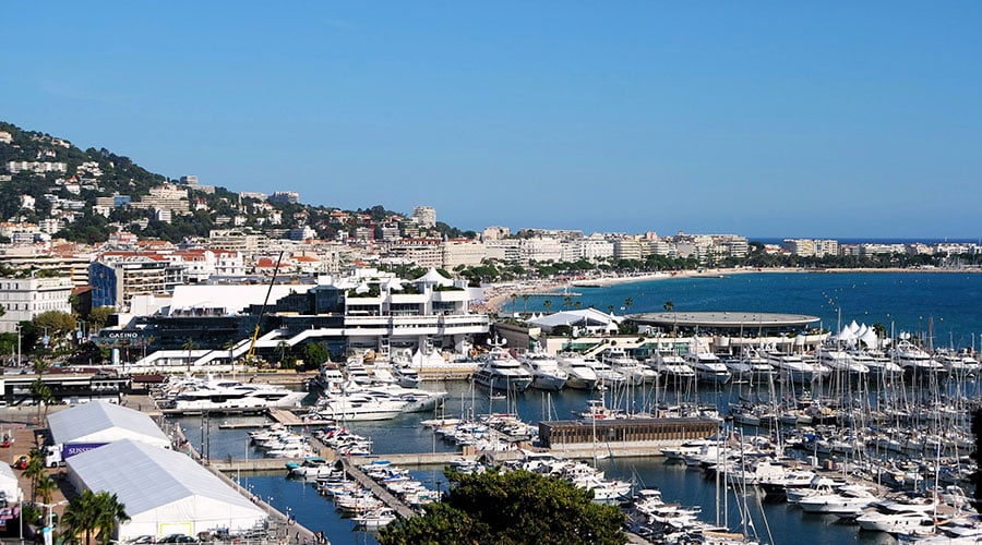 Place-de-port-Cannes-vieux-Port