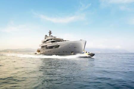 Caracteristiques-marche-mega-yachts