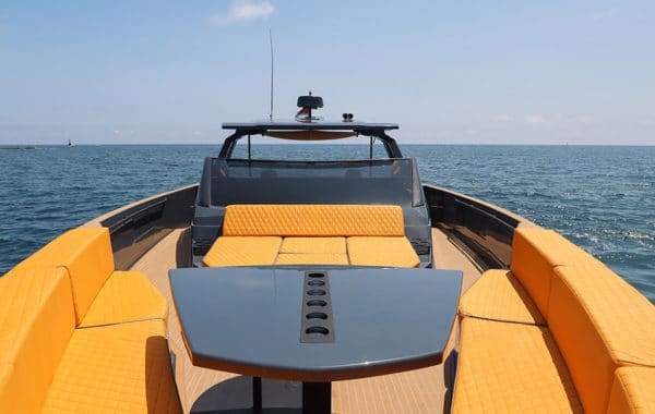 Location yacht à la journée 2025 Location Yacht à la journée OKEAN 55 Location Yacht à la journée OKEAN 55