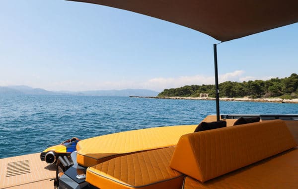 Location yacht à la journée 2025 Location Yacht à la journée OKEAN 55 Location Yacht à la journée OKEAN 55