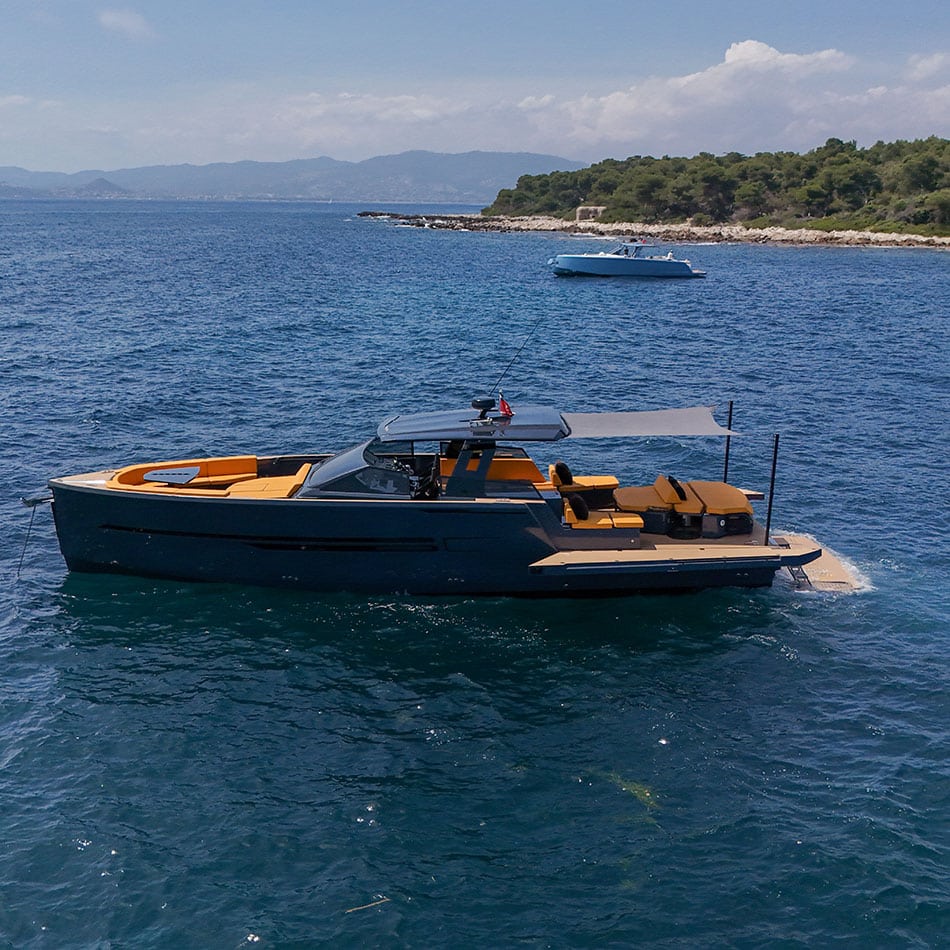 Day-Yacht-Charter-OKEAN-55-15 Location Yacht à la journée OKEAN 55