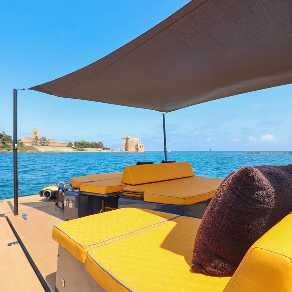 Day-Yacht-Charter-OKEAN-55-6 Location Yacht à la journée OKEAN 55