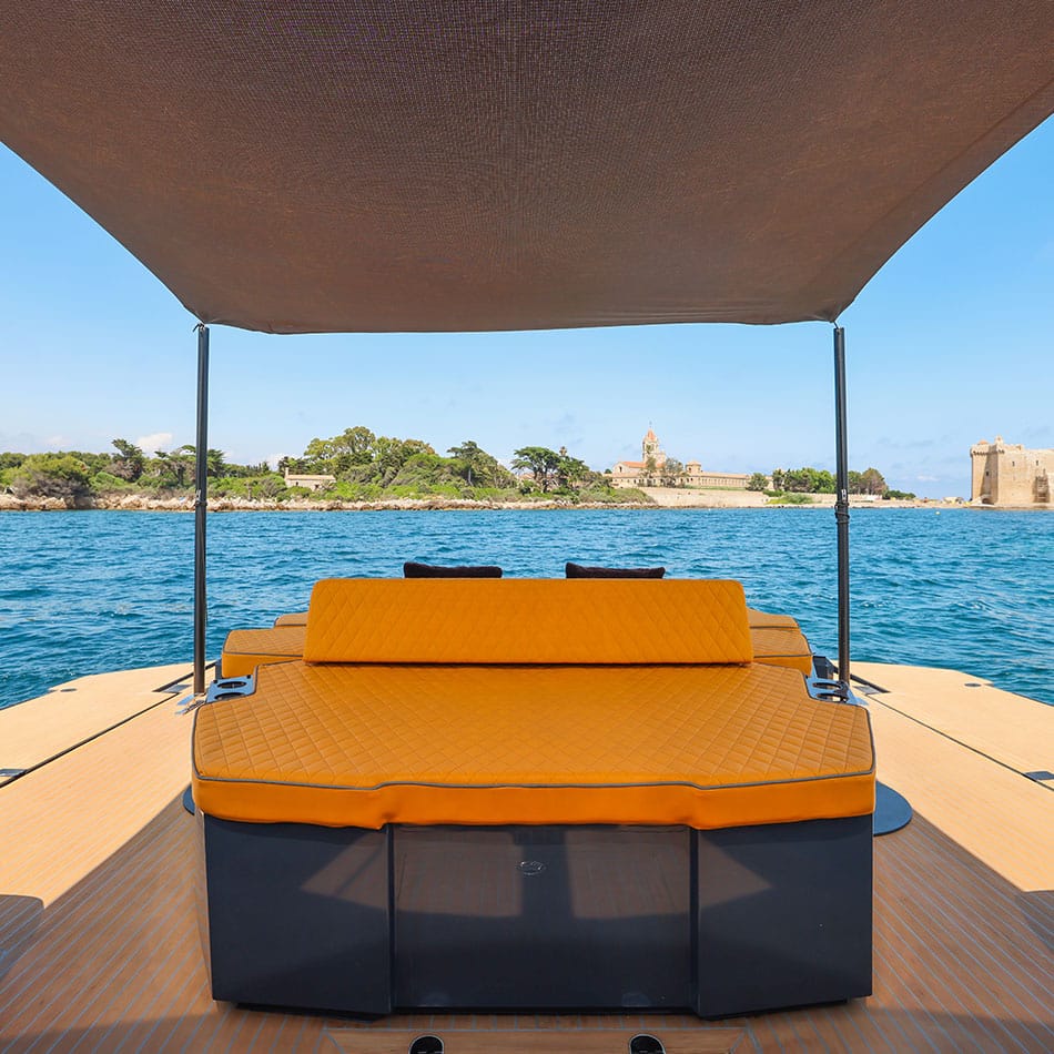 Day-Yacht-Charter-OKEAN-55-7 Location Yacht à la journée OKEAN 55