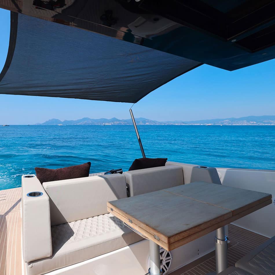Day Yacht Charter TESORO 40 Day Yacht Charter TESORO 40