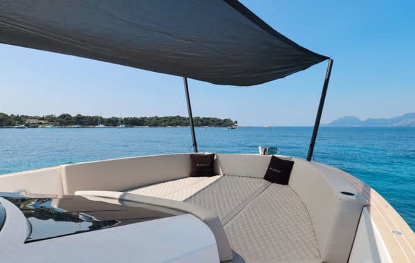 Location yacht à la journée 2025 Location Yacht à la journée TESORO 40 Location Yacht à la journée TESORO 40