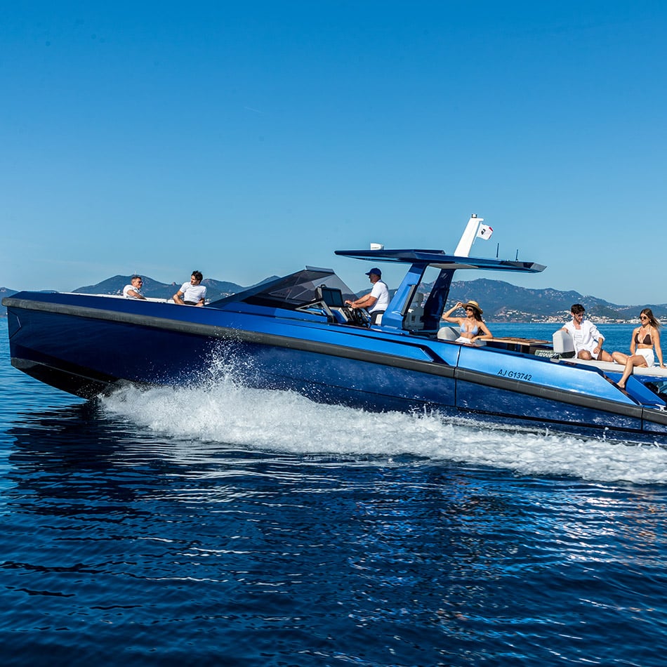 Day yacht charter in Cannes: Wally 48 Day yacht charter in Cannes: Wally 48