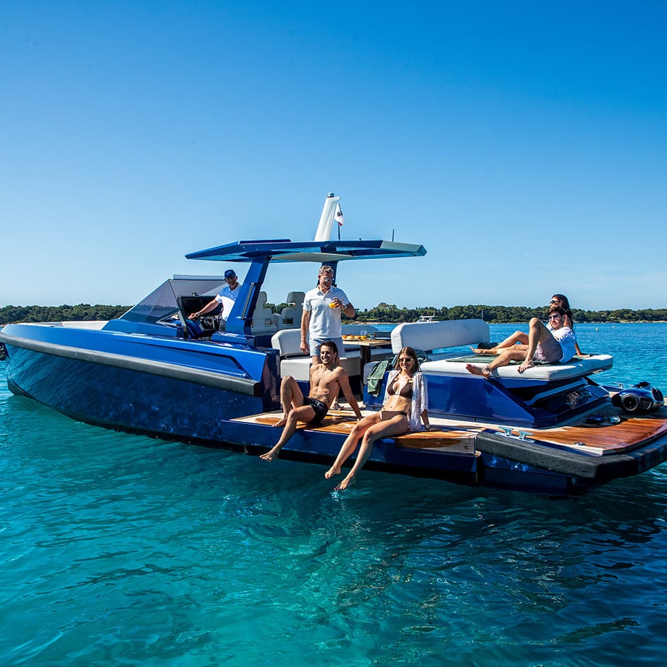 Day yacht charter in Cannes: Wally 48 Day yacht charter in Cannes: Wally 48