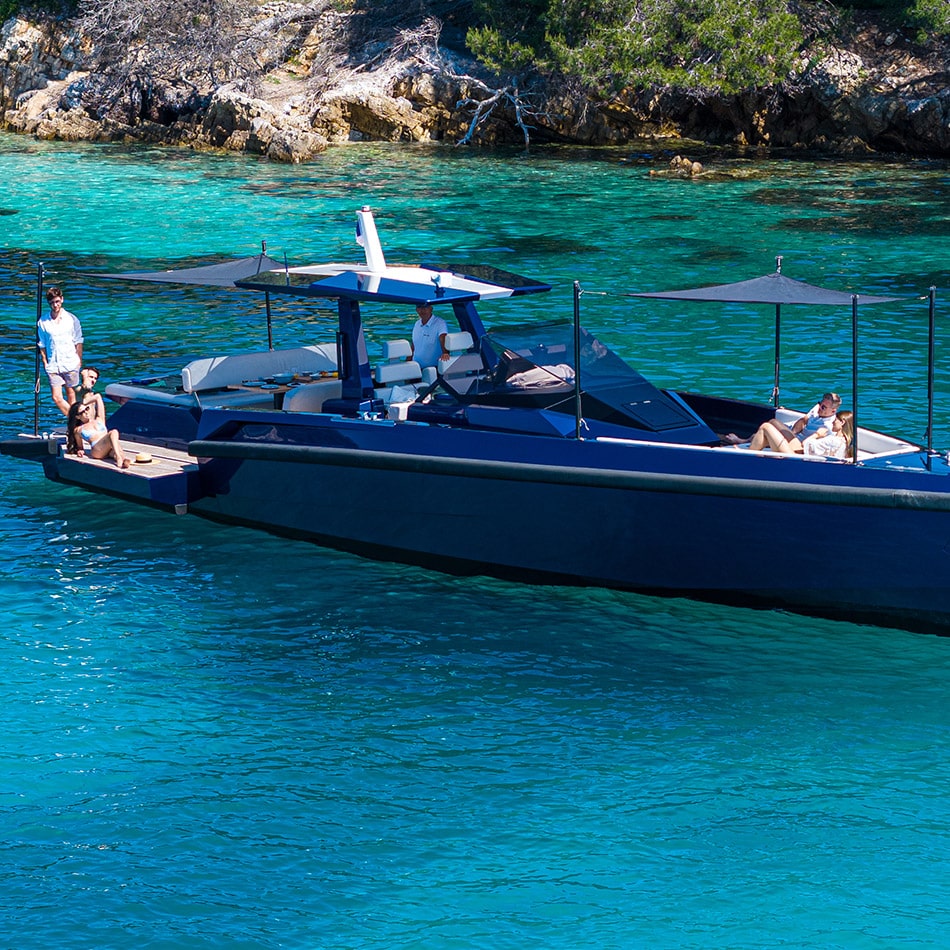 Day yacht charter in Cannes: Wally 48 Day yacht charter in Cannes: Wally 48