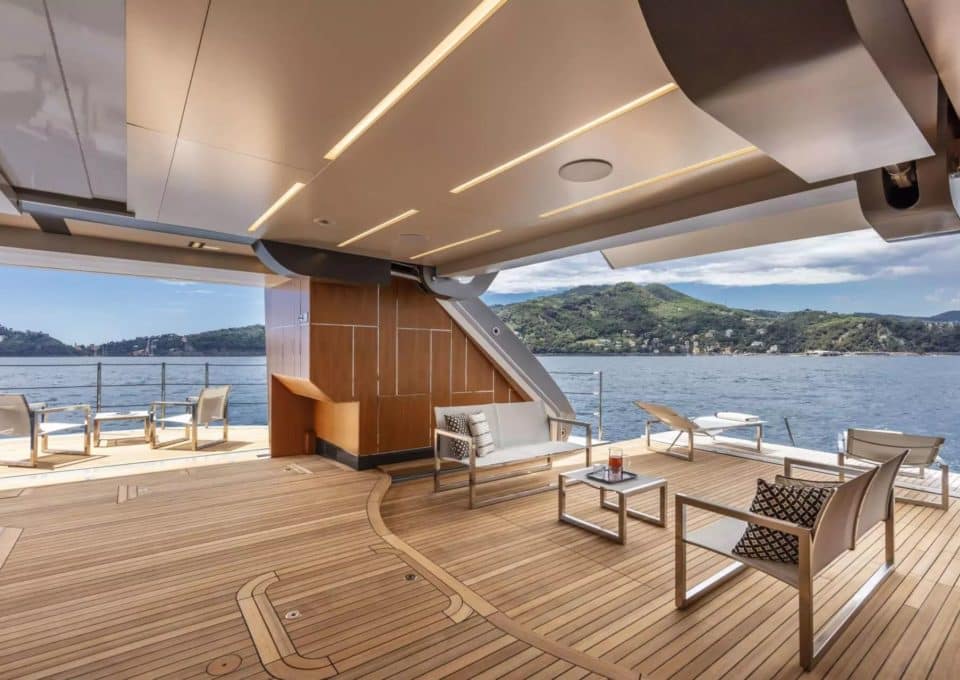 MY ARINA_pershing yachts