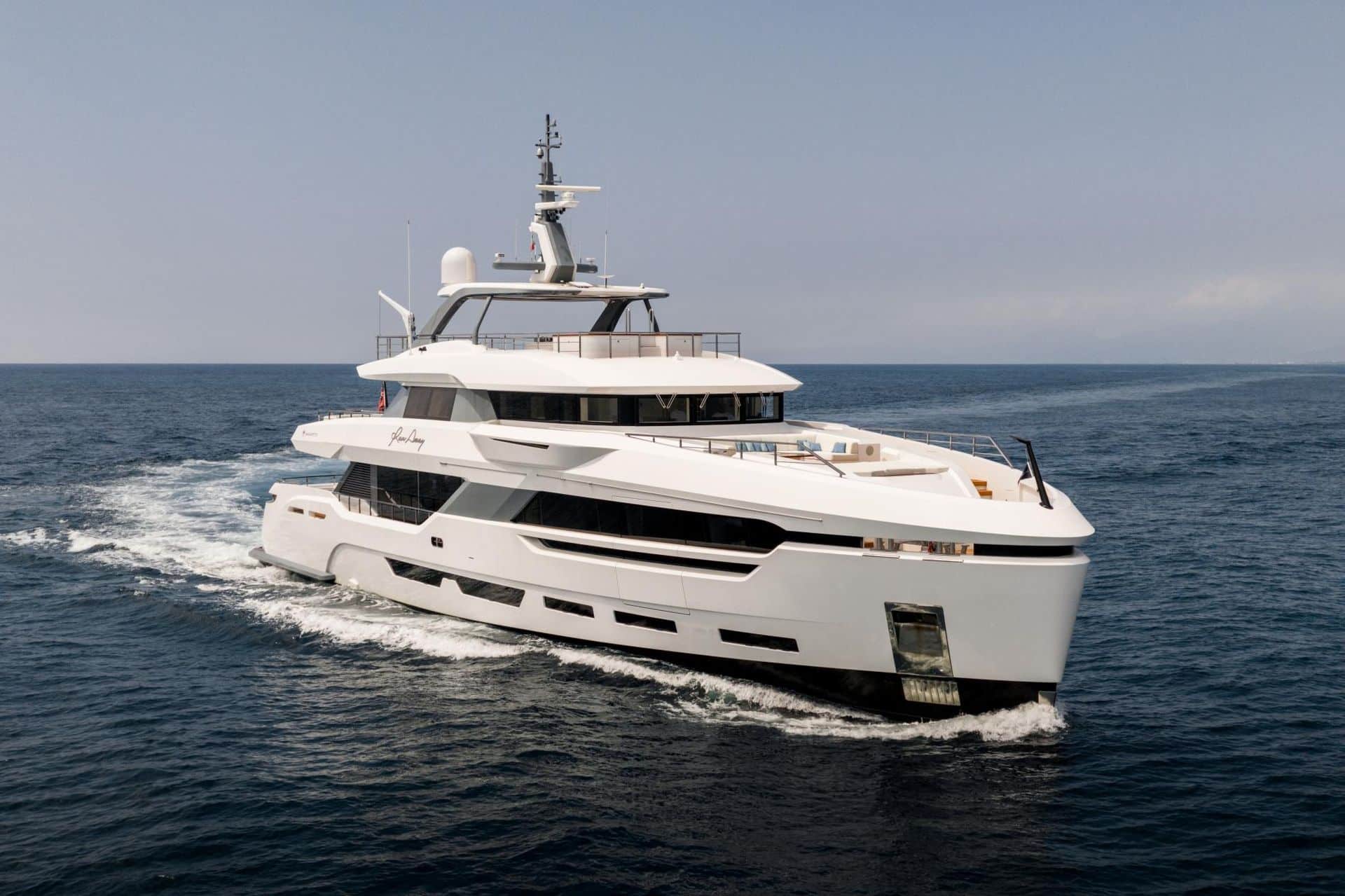 M/Y RUN AWAY 2025 MY Run Away_baglietto_DomLine 123 MY Run Away_baglietto_DomLine 123