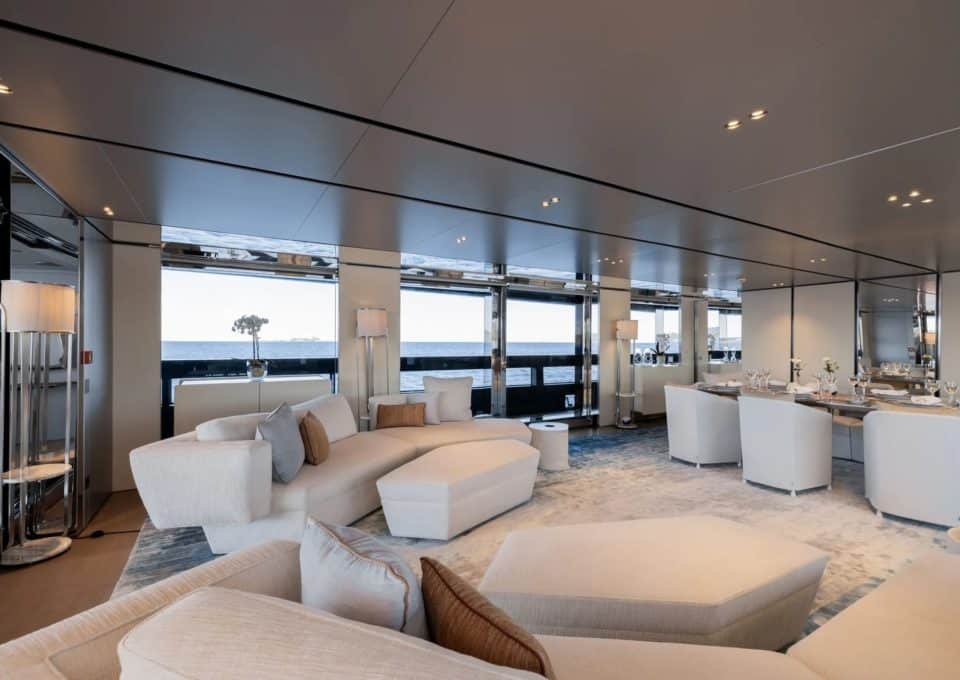 yacht-flying-dagger-iii