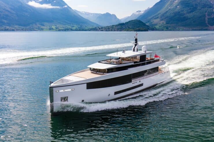 MY Gray Cliffs_feadship yacht