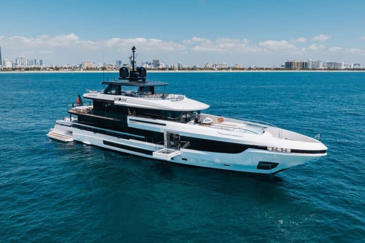 MY Half Irish_Mangusta_yacht