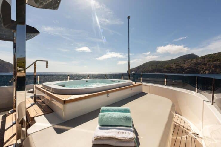 MY Kiki V_custom line yacht