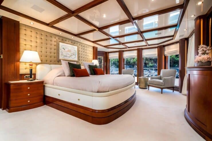 MY Oceanos_mondomarine yacht