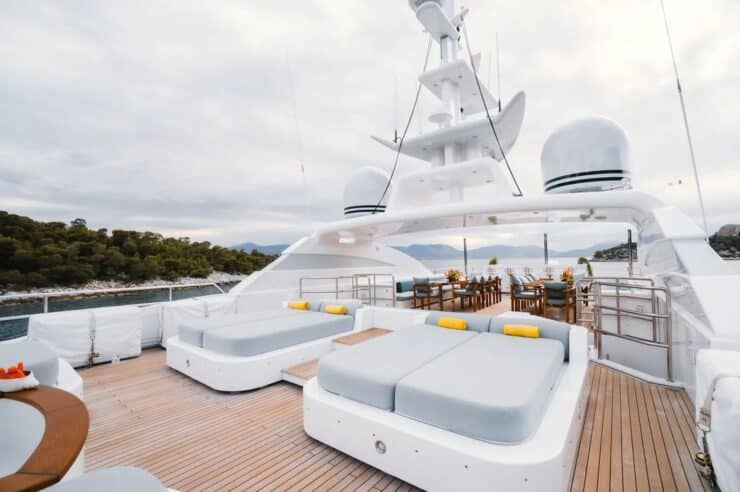 MY Oceanos_mondomarine yacht