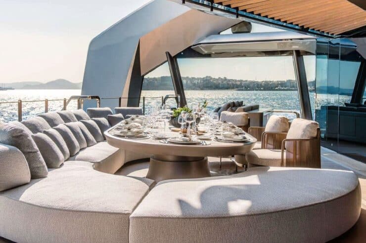 MY This is it_43m yacht_Tecnomar