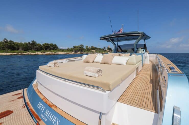Pardo 50_FIFTY SHADES_yacht